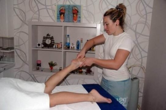 Kadıköy Altıyol Moda Profesyonel Aromaterapi Masaj Salonları Erotik Masaj